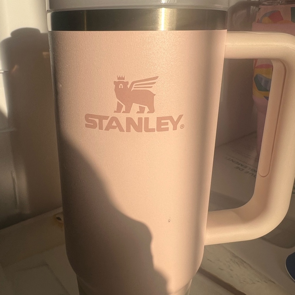 Stanley Soft Pink Tumbler with Handle